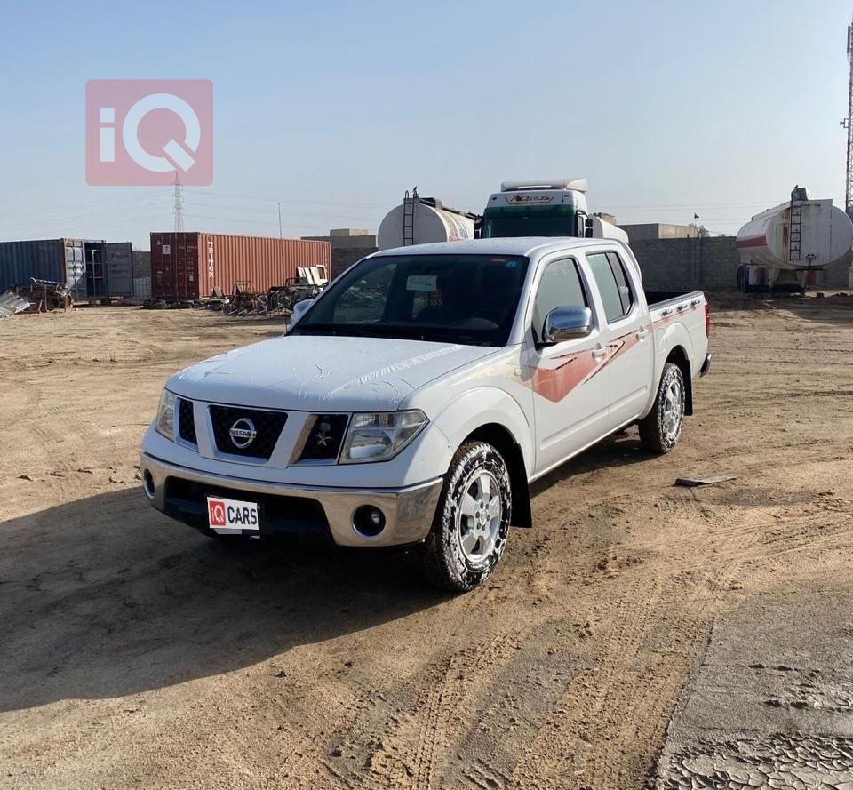 نيسان نافارا